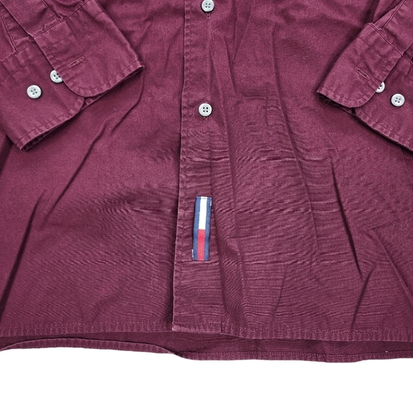 Tommy Hilfiger Men's Longsleeve Button Up Shirt Size XL 16 1/2 32-33 Burgundy - Picture 2 of 7